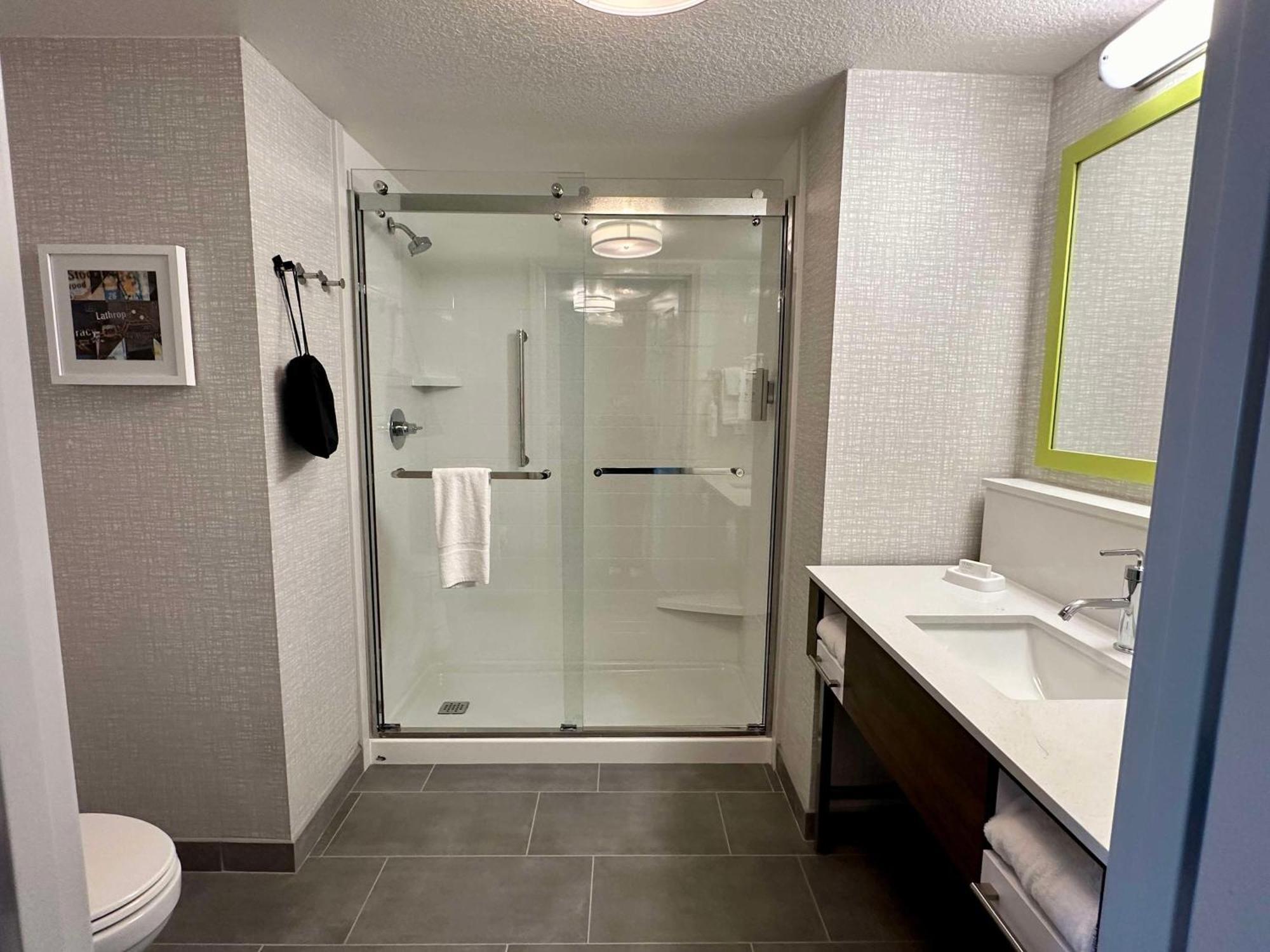 Hampton Inn & Suites Lathrop Buitenkant foto