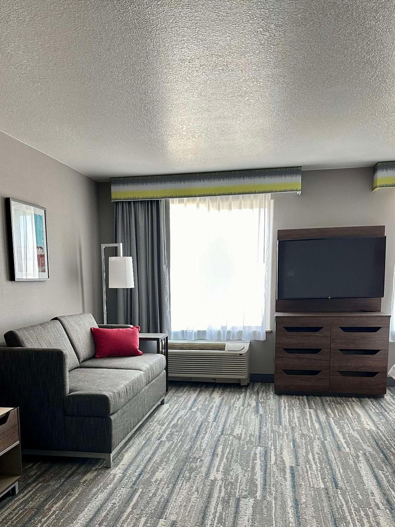 Hampton Inn & Suites Lathrop Buitenkant foto