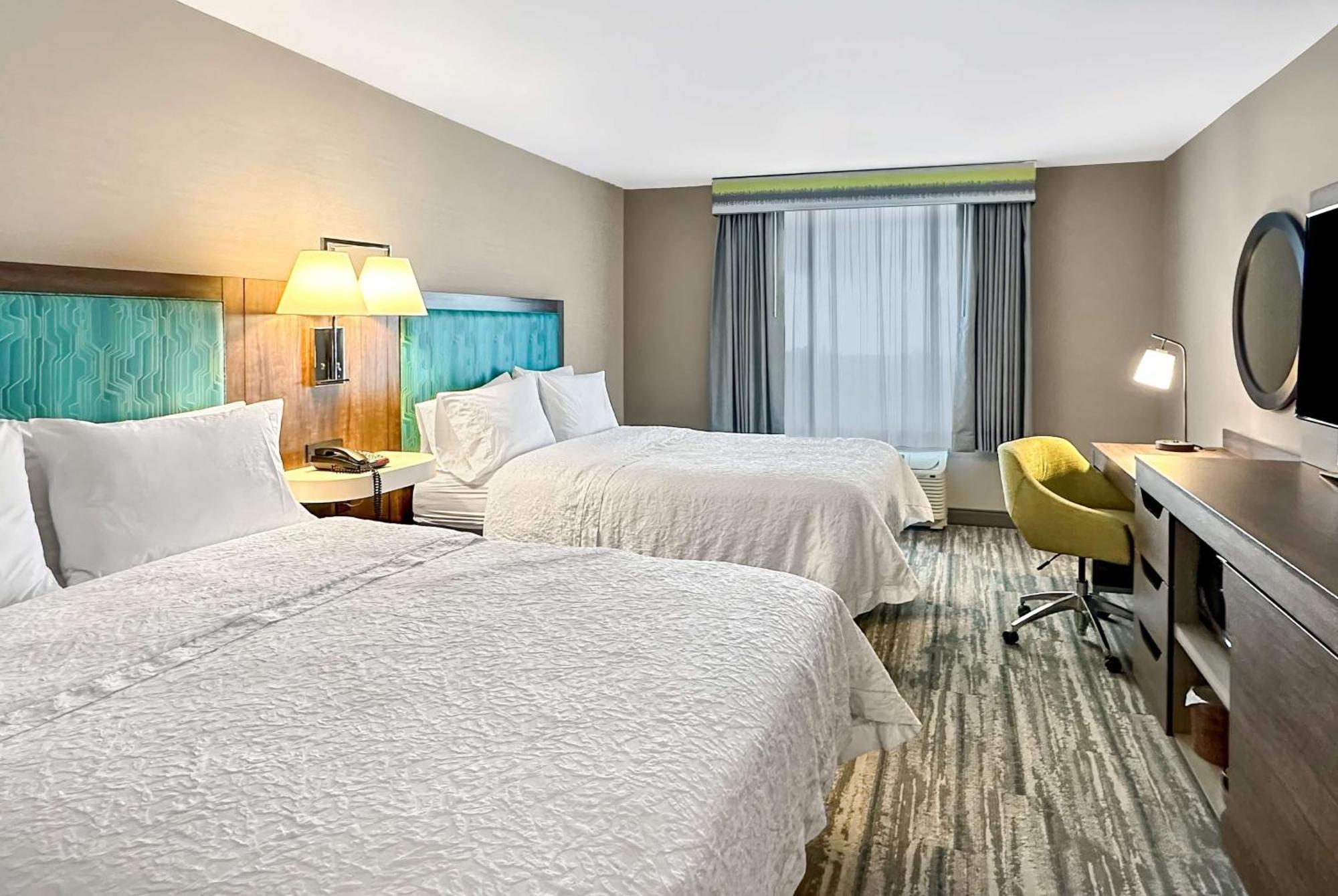 Hampton Inn & Suites Lathrop Buitenkant foto