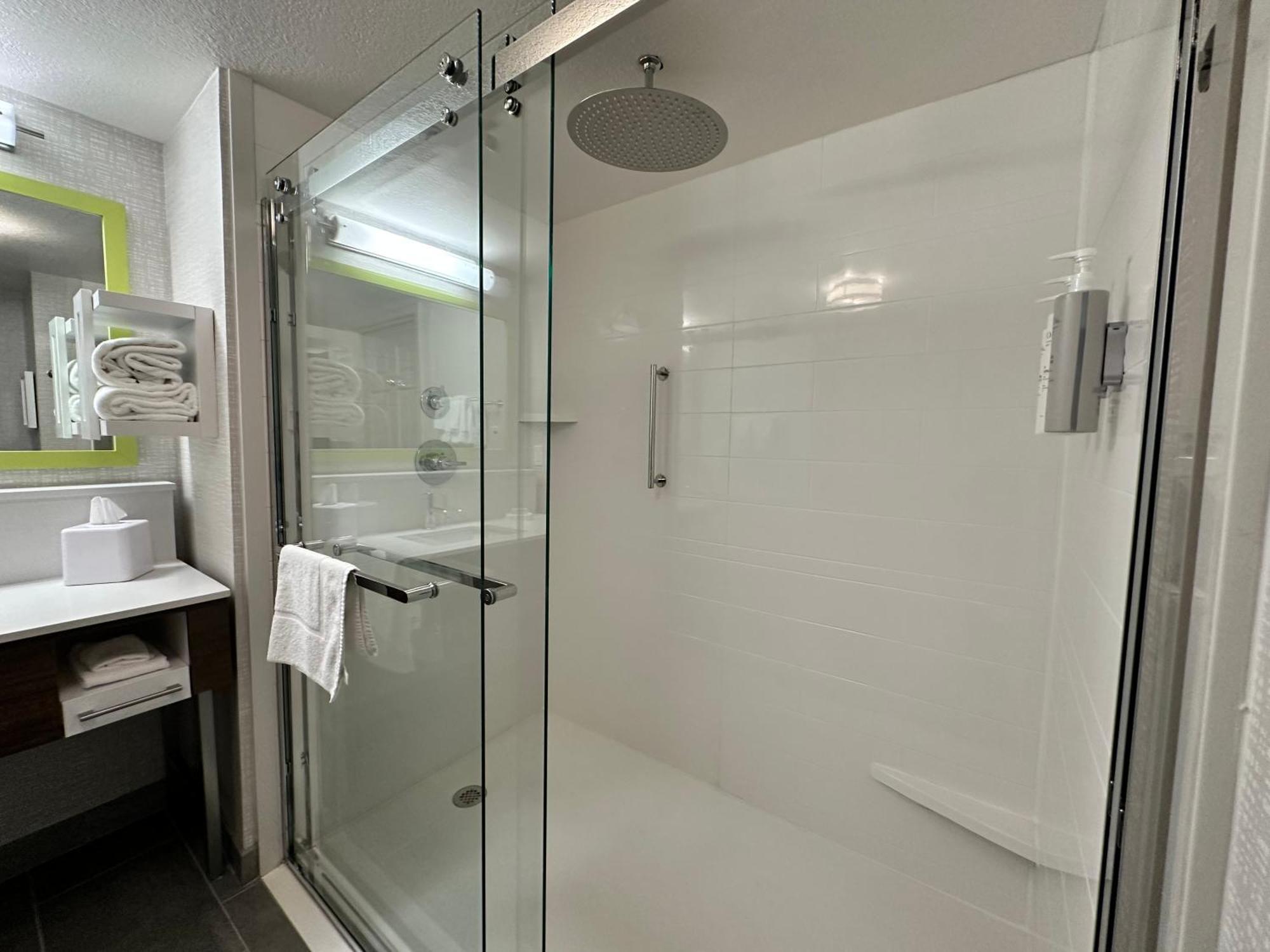 Hampton Inn & Suites Lathrop Buitenkant foto